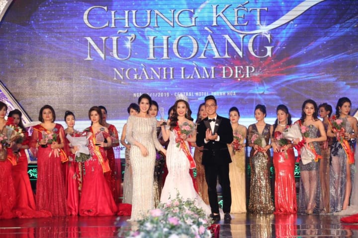 CEO Tâm Uyên