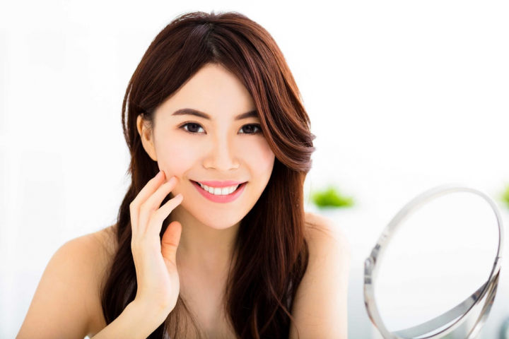 Chăm sóc da tại nhà rất cần thiết, dù bạn có thường xuyên tới spa hay không.
