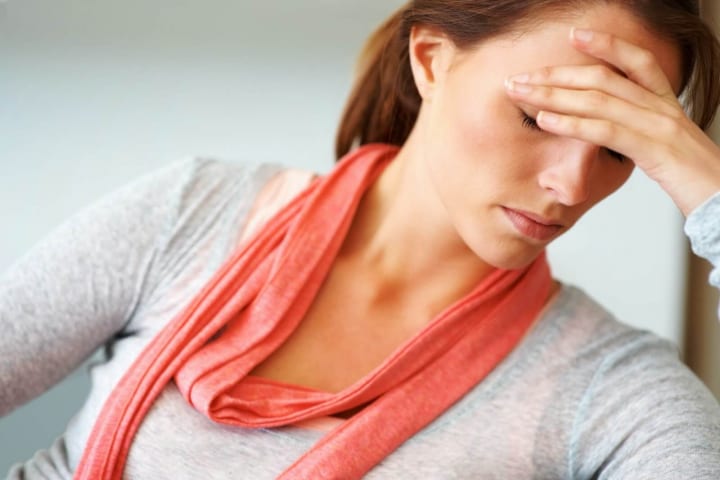 Da tối màu cũng có thể là hậu quả của stress kéo dài.