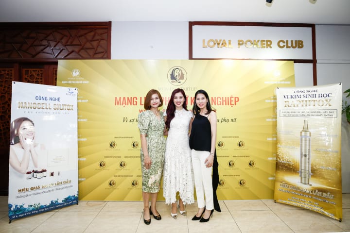 Cafe phụ nữ khởi nghiệp chứng kiến phần trình bày ấn tượng của CEO - Huấn luyện viên Tâm Uyên.