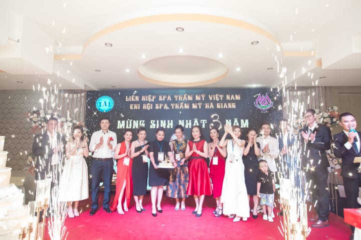 Blue Sea được vinh danh Nhà tài trợ tại Sinh nhật 3 tuổi Chi hội spa Hà Giang.
