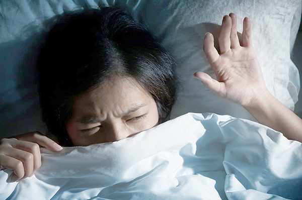 Bạn cũng cần quan tâm tới một số biểu hiện lạ trong giấc ngủ.